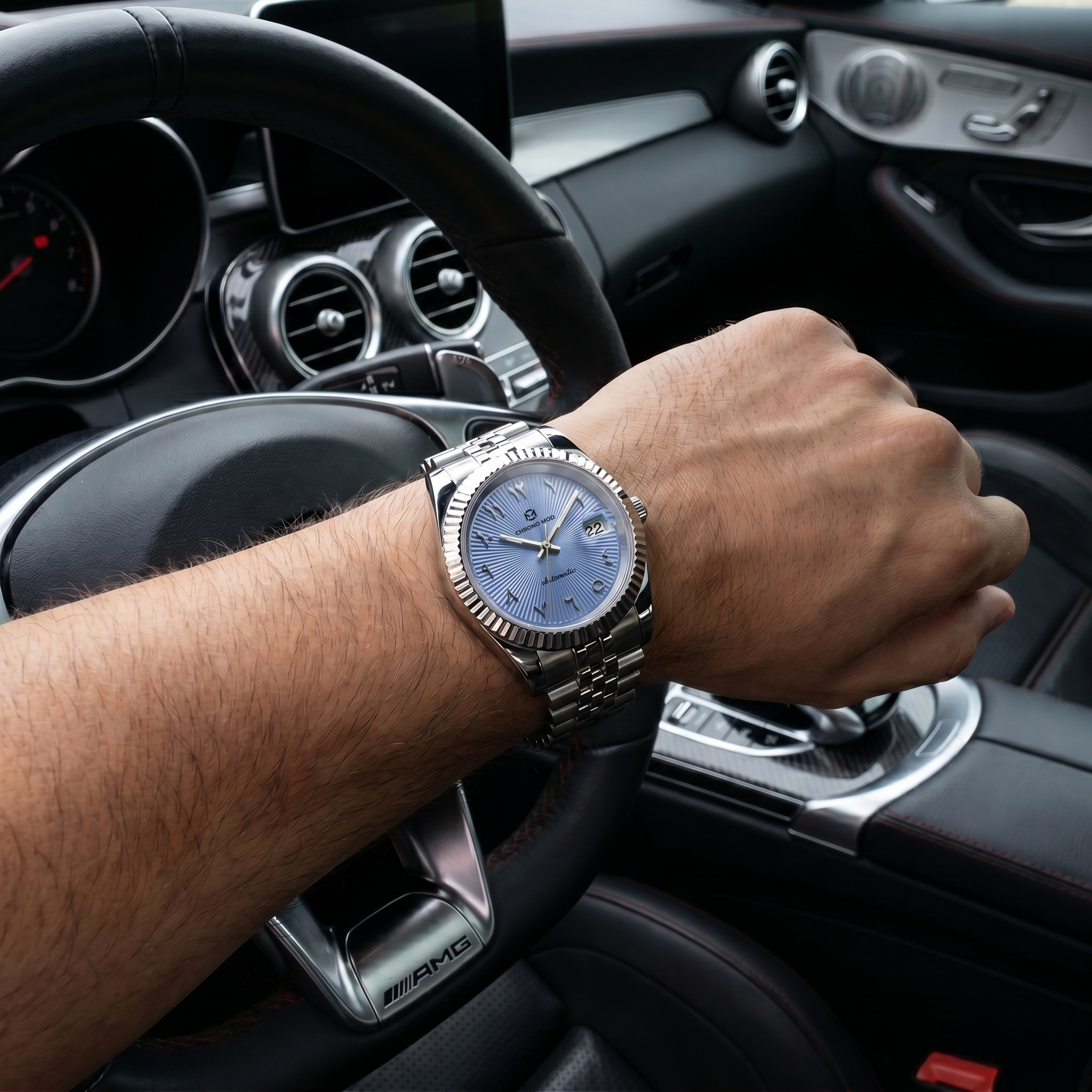 Classic Date – Sky Blue cadran arabe